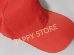 赤いシンプルキャップ