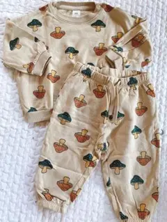 H&M キノコ柄 トレーナー・パンツセット 9-12M