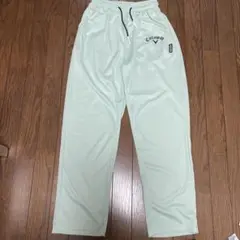 スエット　ジャージ　パンツ　薄いグリーン