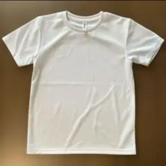 【新品未使用】ホワイト スポーツTシャツ　ドライ速乾　半袖シャツ　サイズM 無地