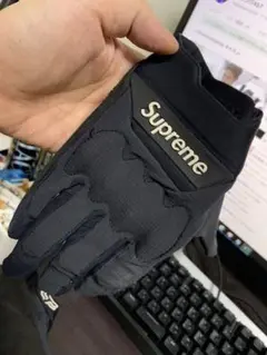 2025年最新】supreme fox グローブの人気アイテム - メルカリ