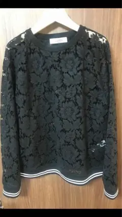 新品ヴァレンティノ VALENTINO レーストップス Mサイズ ブラック黒