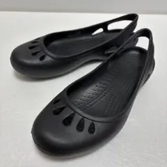 【極美品✨】CROCS クロックス ブラック　W7