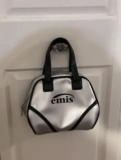 Item thumbnail for item 21a38f60-8488-4243-8c17-c4b49c9123ed