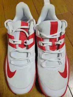 NIKE テニスシューズ