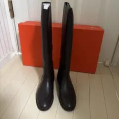 Item thumbnail for item 4d35f28c-aa06-44ef-b6e4-395e509b3f02