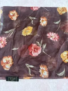 ART OF THE SCARF 花柄スカーフ