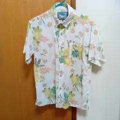 シャツ　Lサイズ