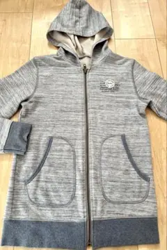 BéBé フルジップ パーカー 140cm