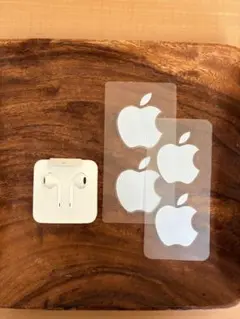 【新品】iPhone純正イヤホン+アップルシール付！