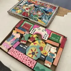 【珍品】戦前 おとぎ話の積み木セット　桃太郎モチーフ 木箱付き