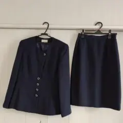 ネイビー ジャケットとスカートのセット　11R