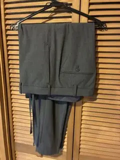 UNIQLO グレー スラックス Lサイズ
