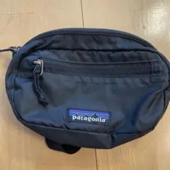 patagonia ボディバッグ 黒