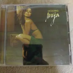 Mya /Moodring