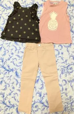 水玉とピンクタンクトップとベージュパンツセット 110cm