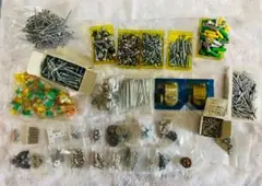 日曜大工用品:釘・ネジ・DIYパーツ各種