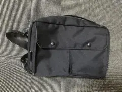 ショルダーバッグ