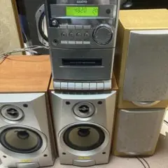 Item thumbnail for item 1b33763a-223f-41eb-b1d6-62d086f43a4d