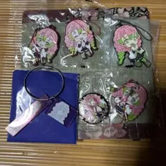 甘露寺蜜璃ラバーストラップアクリルキーホルダー缶バッチ等6点セット