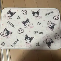 クロミ マット 白 黒 ピンク 可愛い トイレ バス 廊下