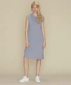 グレースクラス　バックレースニットワンピース