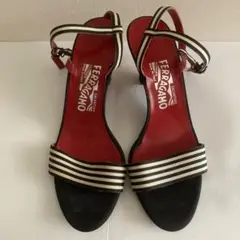 Salvatore Ferragamo フェラガモ ストラップサンダル