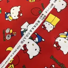 平成レトロ　ハローキティ　生地　2018年　廃盤