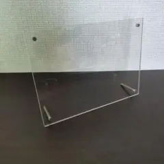 アクリルフォトフレーム 26×35cm スタンド付き