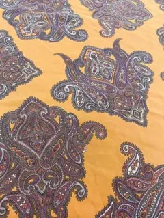 エスニック　ペイズリー柄　75cm×60cm オレンジ　ハギレ