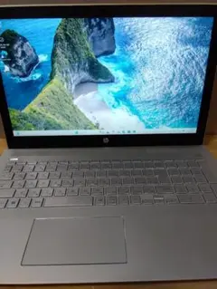 hp Pavilion 15-cc044tu 天板薄いベージュ＆中シルバー