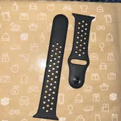 Apple Watch用 ブラックバンド穴あきデザイン　NIKE