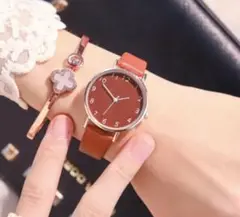 【お値下げ中★】レディース腕時計 クォーツ シンプル 茶色