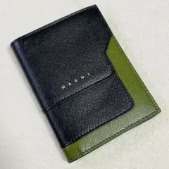 【新品同様】MARNI バイフォールドウォレット レザー バイカラー