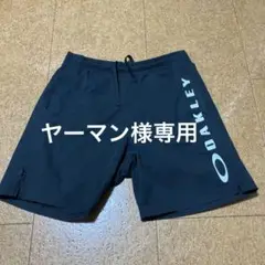Oakley ブラック ショートパンツ