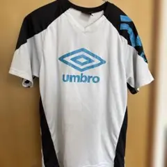 Umbro Vネックシャツ ホワイト/ブラック