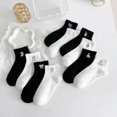 Item thumbnail for item b1cc60fe-7070-4ddb-b000-3628d4c96311