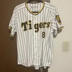 佐藤輝明 8 ユニフォーム