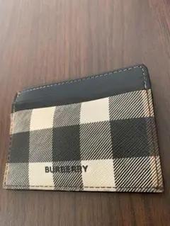 バーバリーカード入れ　Burberryカードケース