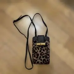 ヒョウ柄 スマホショルダーバッグ ブラック