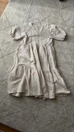ベージュ 七分袖 ティアードワンピース Mサイズ