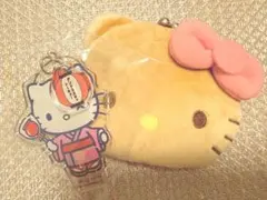 ハローキティ ポーチとキーホルダー　and st tokyo アンドエスティ