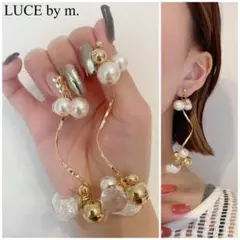 Item thumbnail for item 0cabe2de-2028-4b83-bd10-ce3a3230032e