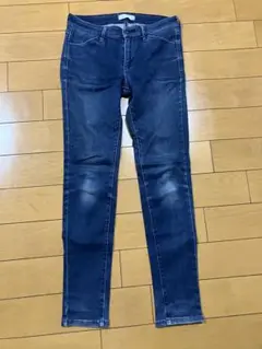 UNIQLO スキニージーンズ
