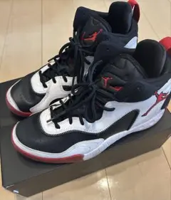 Jordan ハイカットスニーカー 黒/白/赤