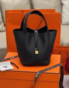 極美品HERMESブラックレザートートバッグ