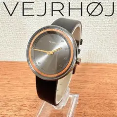 【美品】VEJRHOJ ヴェアホイ　腕時計　ブラック&ゴールド　VEJRHØJ