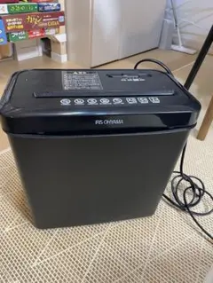 Item thumbnail for item 6570f28e-34d7-4fbe-952b-1bd04e0eb599