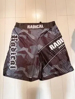 RADICAL FITNESS ひざ丈　パンツ L ハーフパンツ