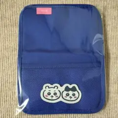 ちいかわ パスポートも入るサイズの イベントポーチ（ちいかわ と ハチワレ）